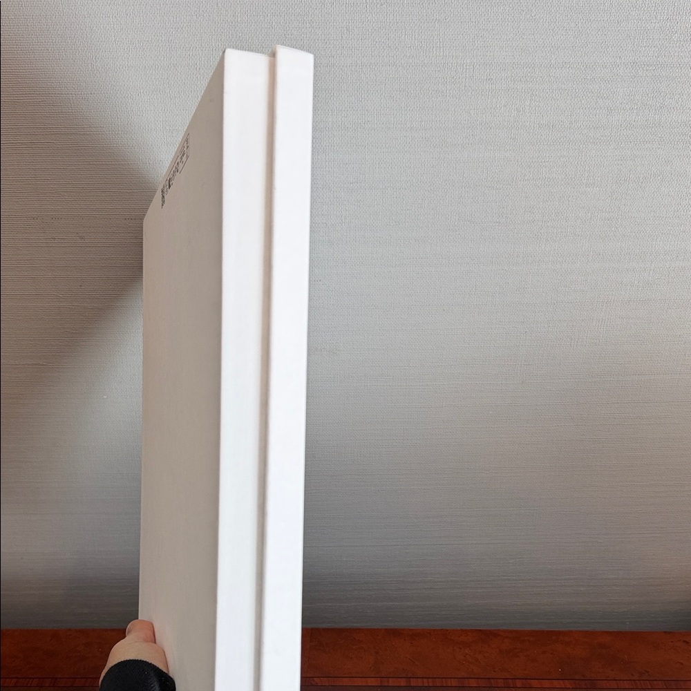Celine White Gift Box - Picture 10 of 11